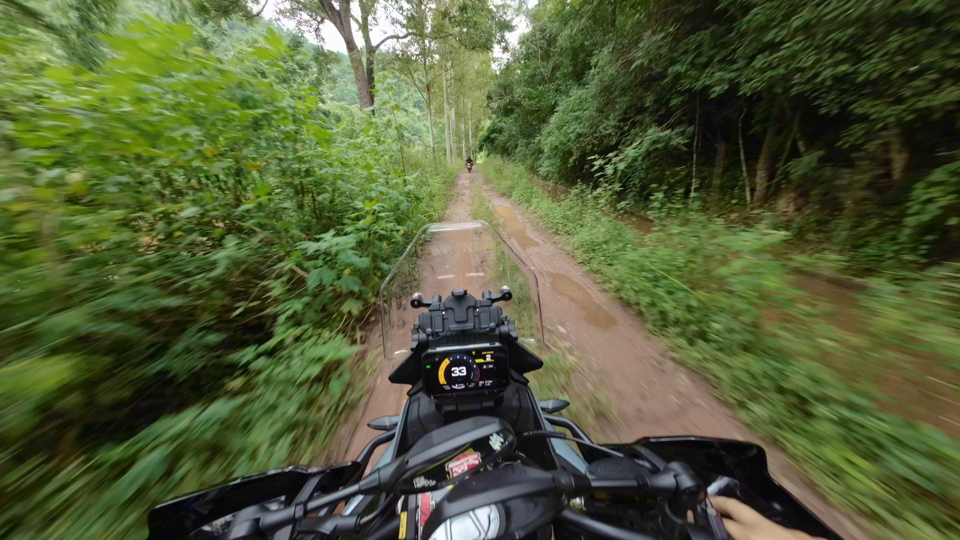 关于山野泥地摩托赛,泥泞中追寻速度的极致快感的信息 关于山野泥地摩托赛,泥泞中追寻速度的极致快感的信息