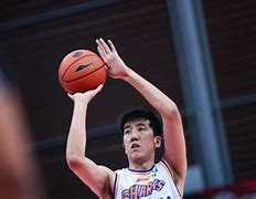 米兰体育官方入口-最精彩瞬间：张伟连续命中两记三分引领反攻！的简单介绍