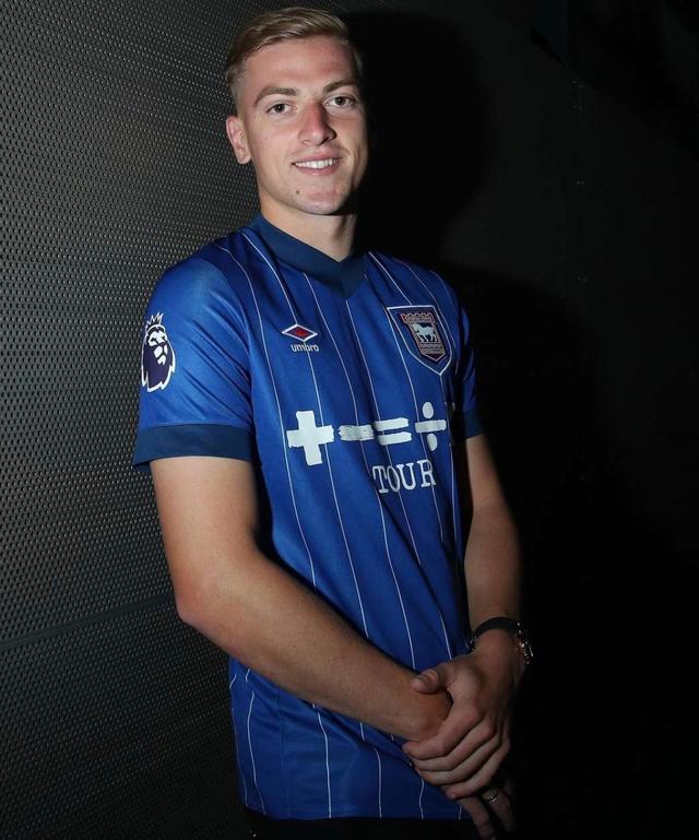 英超背水一战，教练谈战术调整